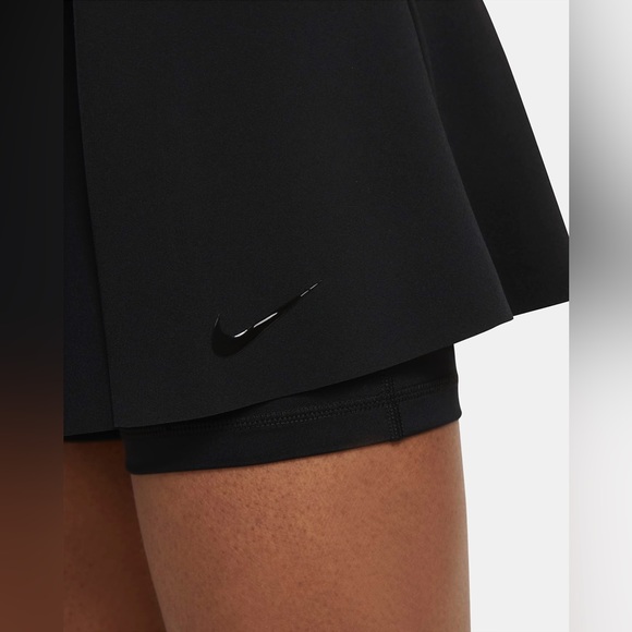 NIKE Black Club Tennis Skirt - Picture 2 of 16
